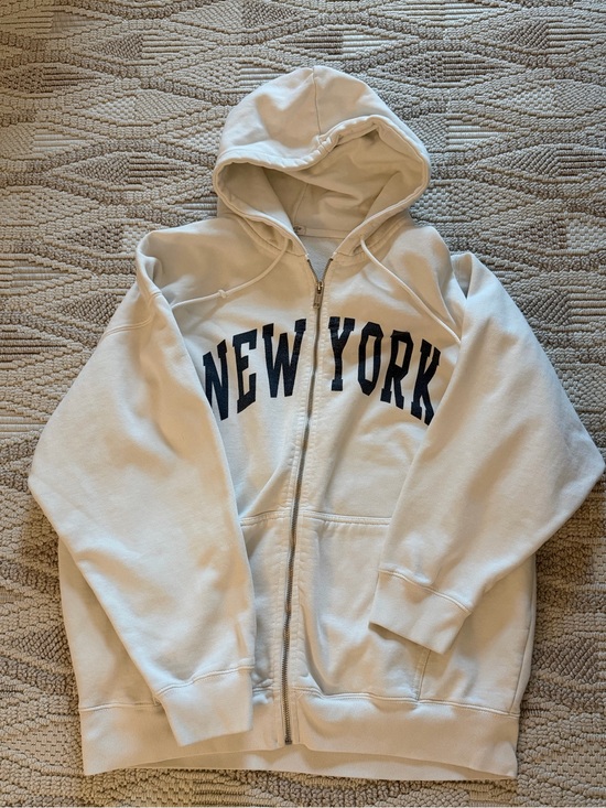 Brandy Melville Tops - Brandy Melville White Zip Hoodie with Navy NEW YORK Arch